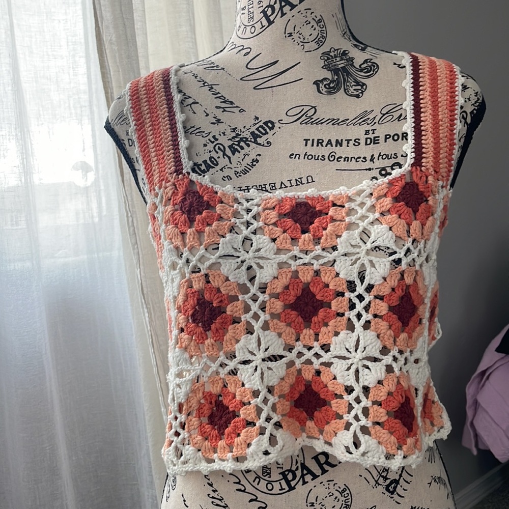NWT Crochet top from Springfield